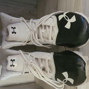 UNDER ARMOUR  Football cleats